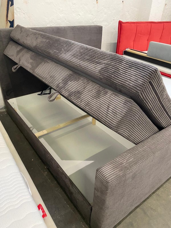 WhatsApp Image 2025-12-15 at 15.07.25(1).jpeg